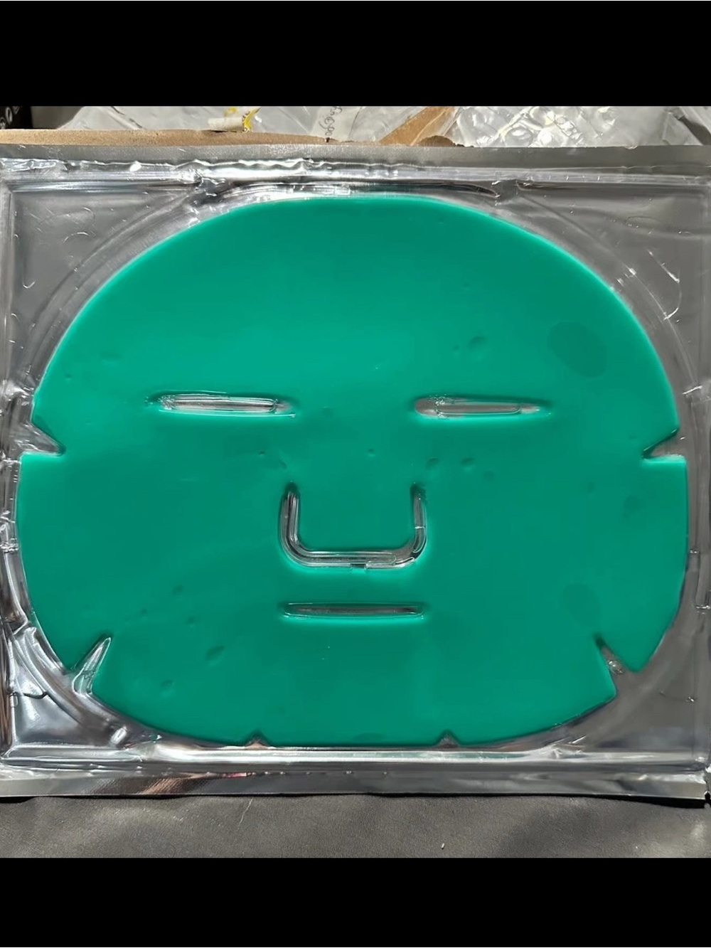 Predire Paris Cooling gel green tea tree Face Mask - Teal